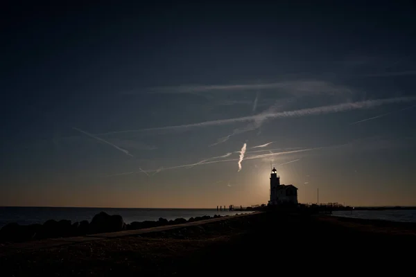 Lichthouse con salida del sol — Foto de Stock