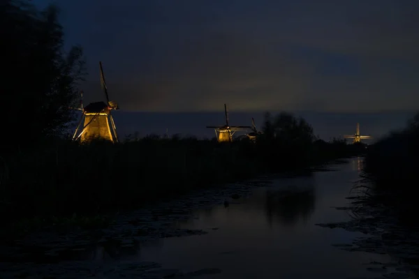Kinderdijk Hollandiában — Stock Fotó