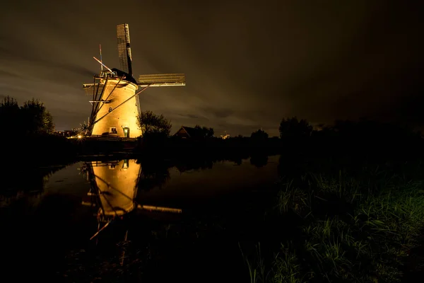 Kinderdijk in holland — Stock Photo, Image