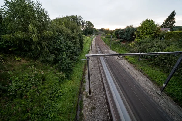 Un treno di passaggio — Foto Stock