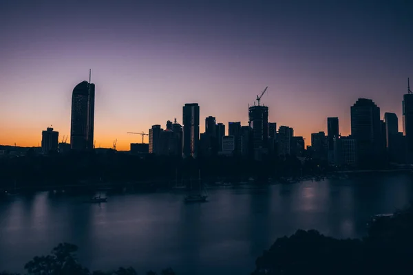 Cityscape Modern Skyscrapers Darkness Embankment City Sunset Sky Brisbane — 스톡 사진