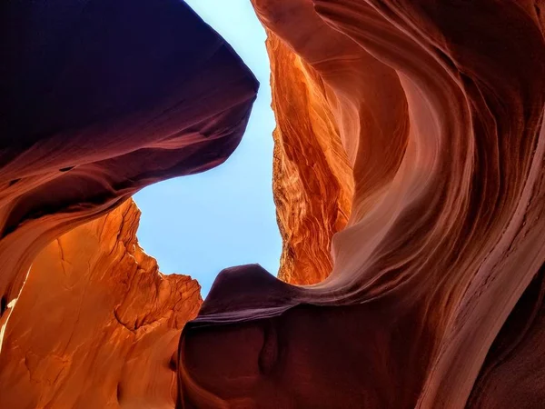 Explorando Hermoso Antelope Canyon Arizona — Foto de Stock