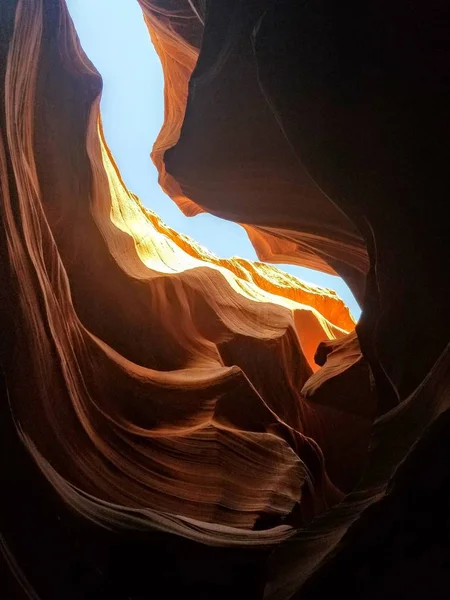 Explorando Hermoso Antelope Canyon Arizona — Foto de Stock