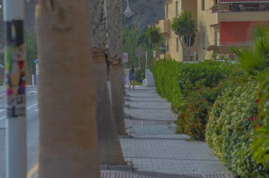 Paseo Andres segobia on la herradura gente