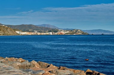 bir gün yürüyüş tarafından Doğu marina