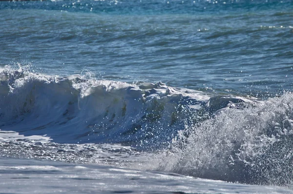 Gonfiano Sulla Spiaggia Del Villaggio Ferro Cavallo — Foto Stock