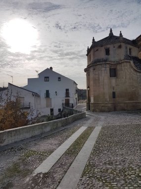 Alhama kasaba kilise