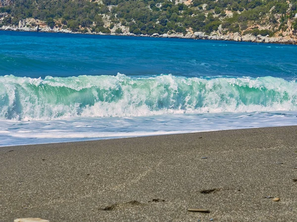 Guardando Mare Con Grande Giorno Vento — Foto Stock