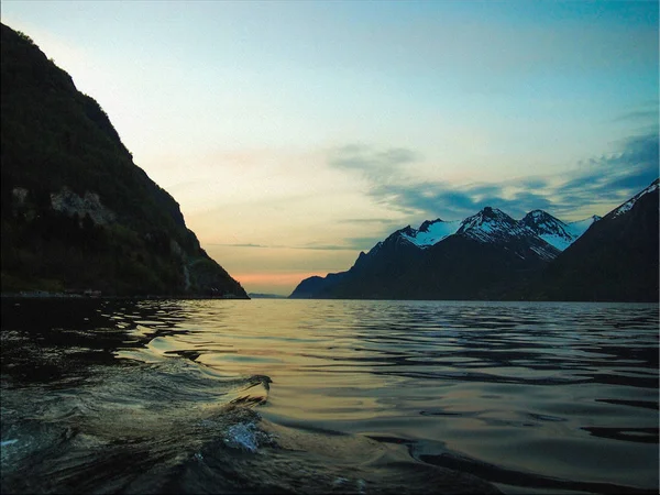 Norveç fiyortları için seyahat