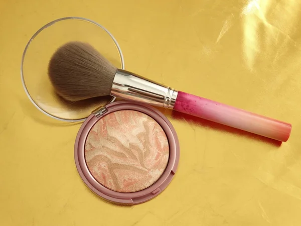 Make Up Powder with a Brush