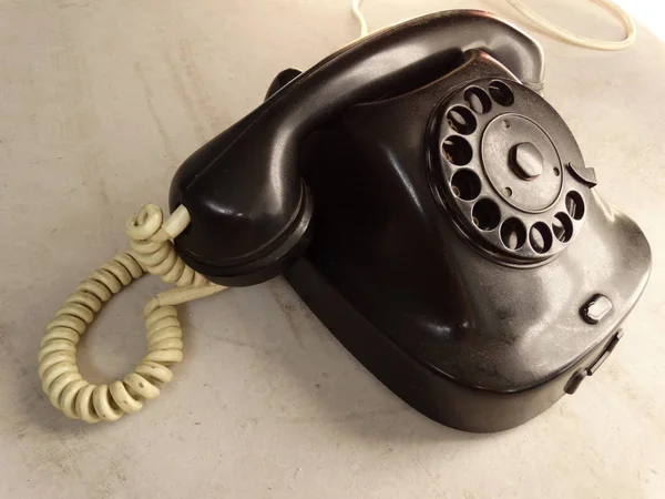 Telefone Preto Velho Com Número Discagem — Fotografia de Stock