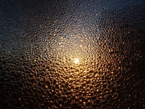 Sonnenuntergang Hinter Einem Feuchten Fenster — Stockfoto