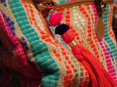 Renkli yaz çanta modeli