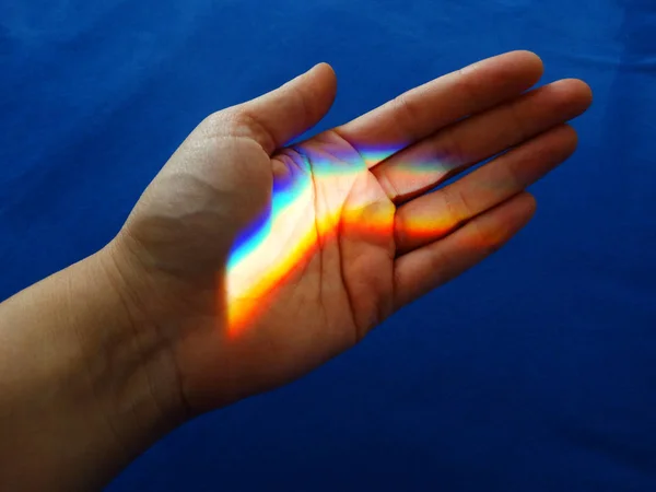 Colores Del Arco Iris Una Mano — Foto de Stock