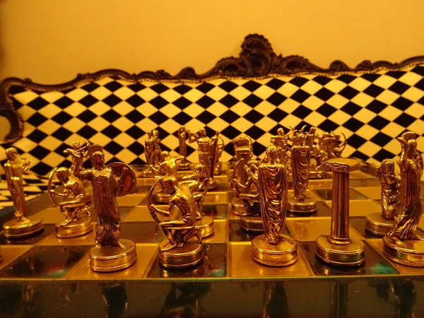 国际象棋桌准备好玩 — 图库照片