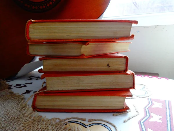 Pile Old Books — Stock Photo, Image