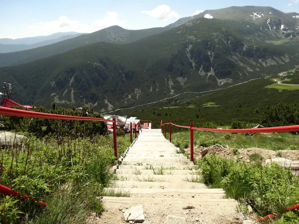 Mountain Steep Downstairs Siang Hari — Stok Foto
