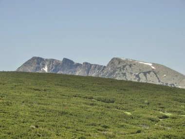 Yastrebets tepe Rila Dağı, Bulgaristan'da görünümünden