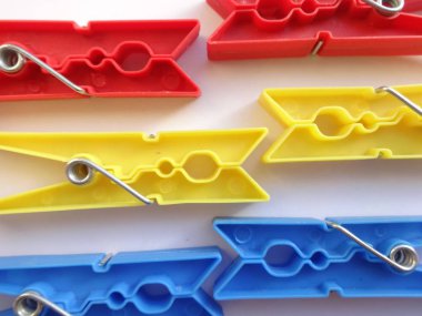 Renkli Çamaşır Pimleri Seti