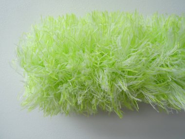 Yeşil kabarık örümcek ağı toz bezi