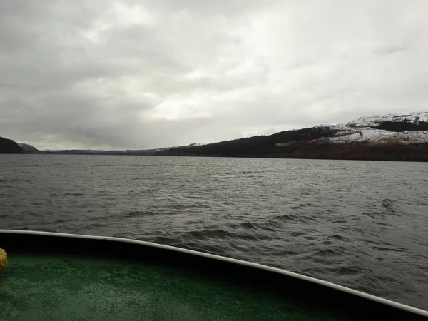 Widok Jezioro Loch Ness Łodzi — Zdjęcie stockowe