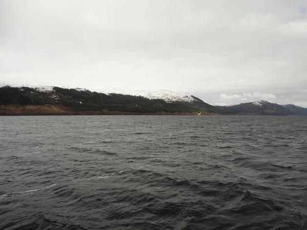 Loch Ness Gölü Manzarası — Stok fotoğraf