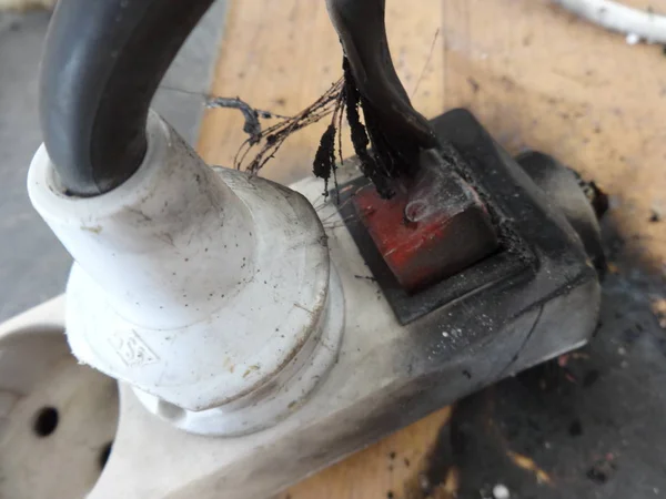 Verbrande Elektrische Plug Close — Stockfoto