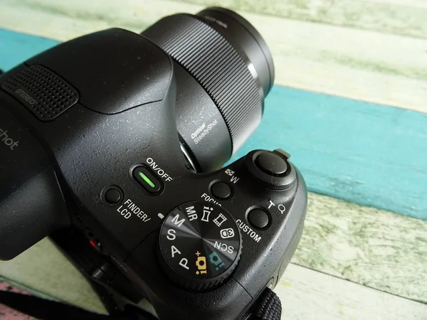 Professionele Camera Met Handmatige Instellingen — Stockfoto