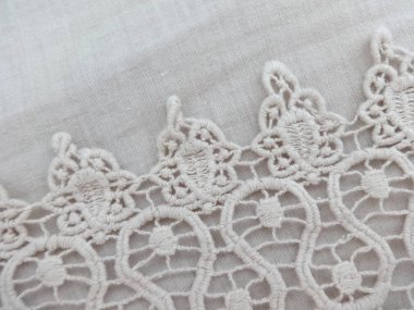 Beyaz kırsal dantel yakın çekim