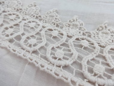 Beyaz kırsal dantel yakın çekim