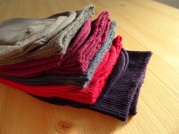 Nové Jednoduché Ponožky Různých Barvách — Stock fotografie