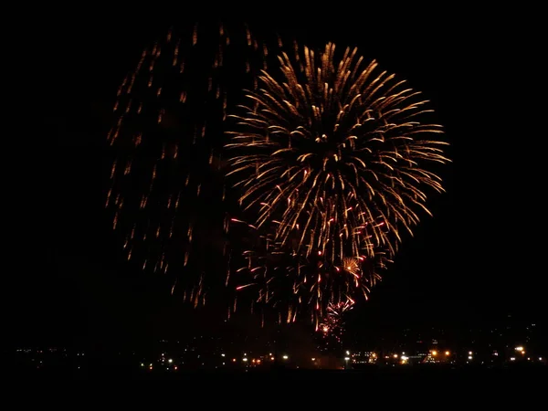 Feux Artifice Colorés Dans Ciel Noir — Photo