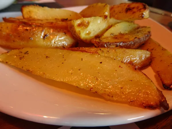 Смачна Смажена Картопля Тарілці — стокове фото