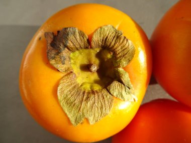 Organik lezzetli turuncu hurma