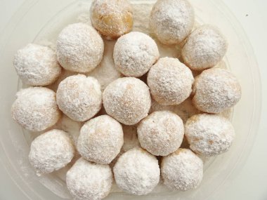 Beyaz tatlı topları grubu