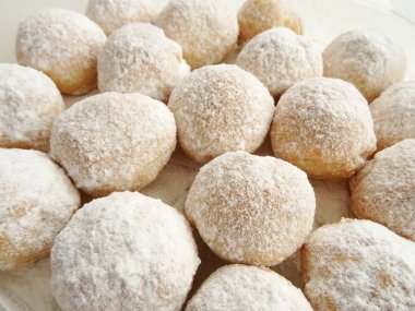 Beyaz tatlı topları grubu