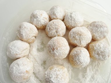 Beyaz tatlı topları grubu