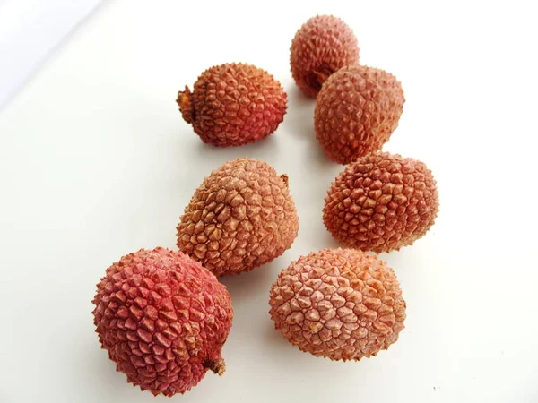 Frutas Litchi Isoladas Branco — Fotografia de Stock