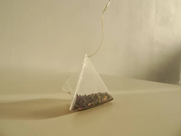 Pyramid Silk Tea Bag — Stock Photo, Image