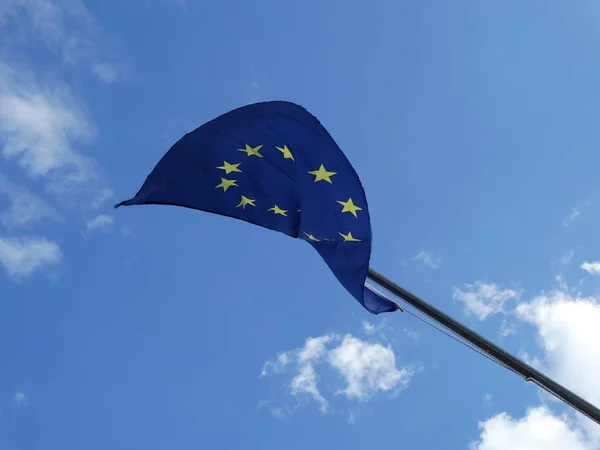 Bandera Unión Europea Fondo Del Cielo — Foto de Stock