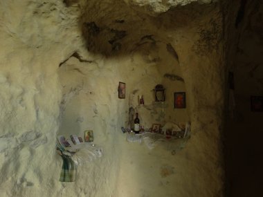Khan Krum, Bulgaristan yakınlarındaki kaya Manastırı iç mekanı