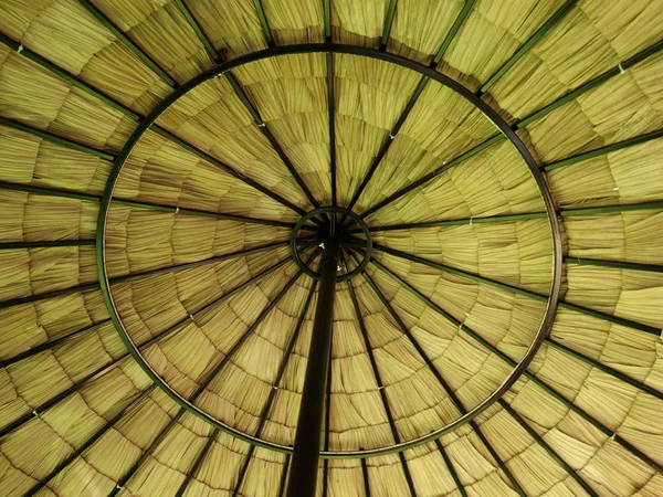 Straw Umbrella View — Stock Photo, Image