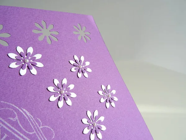 白い花 手作りバイオレット ホリデー カード — ストック写真