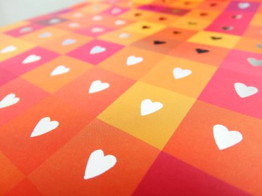 Turuncu kareler gümüş Hearts