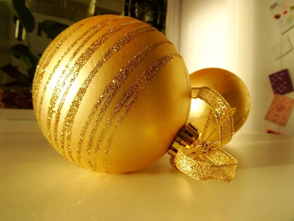 Golden Christmas Tree Balls — Stock Photo, Image