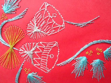 Kırmızı arka planda ızonit Noel sanatı