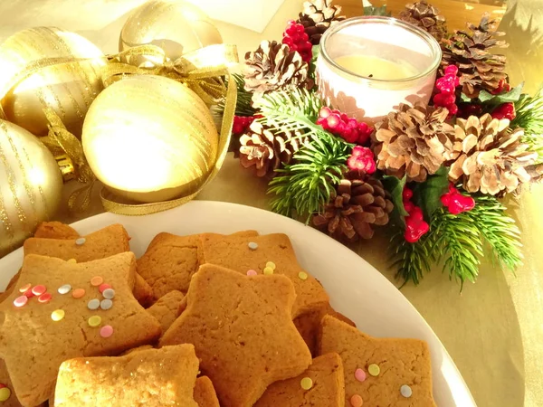 Vela Navidad Galletas Jengibre Bolas Oro — Foto de Stock