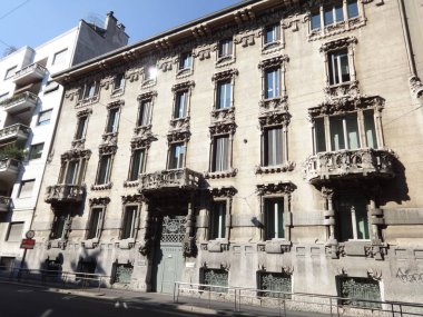 Milan mimarisi cephe