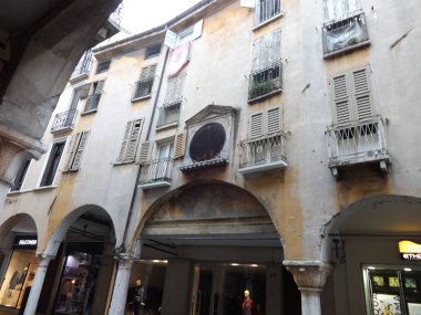 Mantua mimarisi cephe