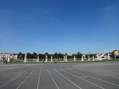Prato della Valle koşu parçaları